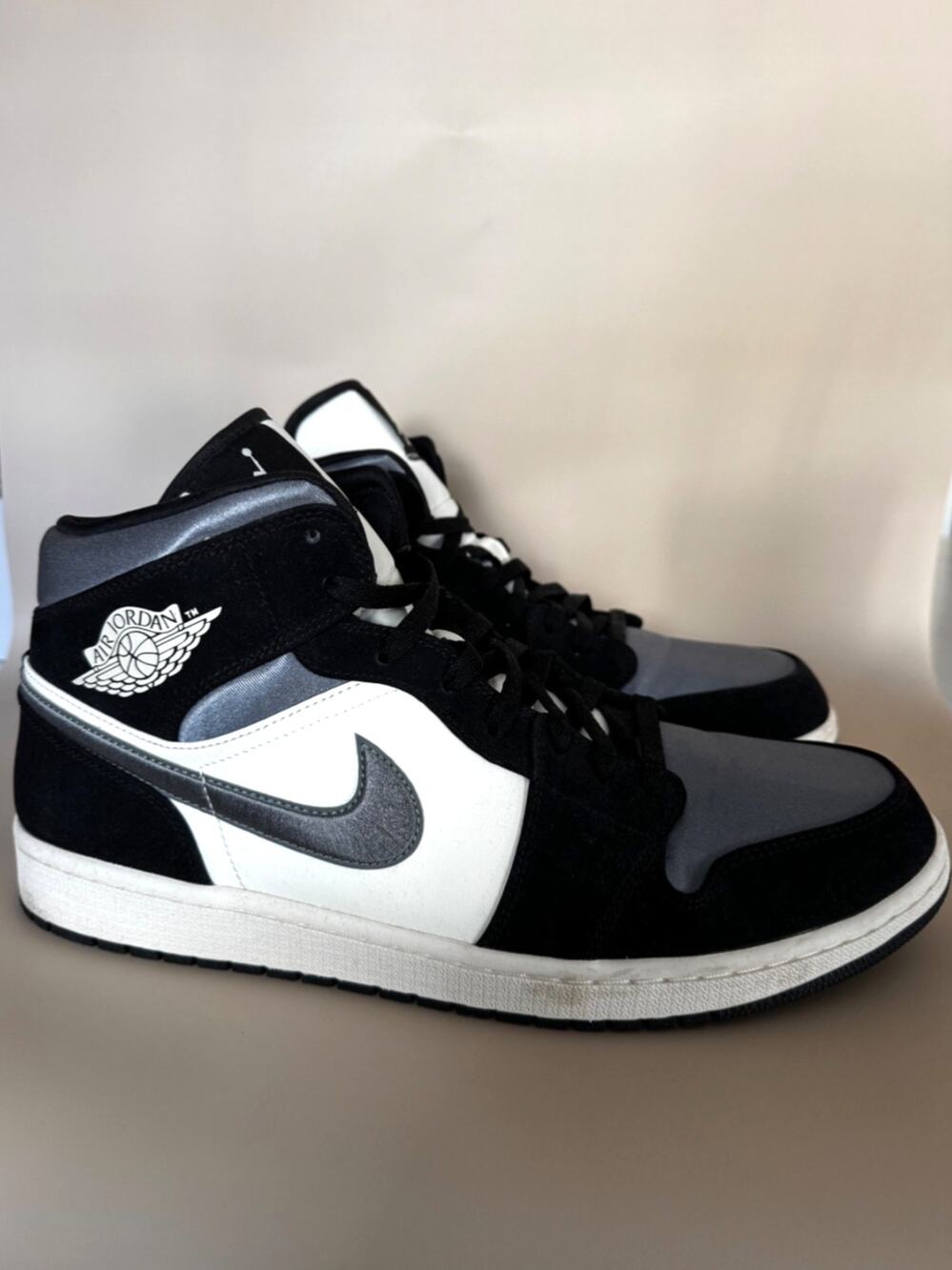 Nike Air Jordan 1 SE Mid Satin Smoke Grey Black Sail 852542-011 size 14 B1